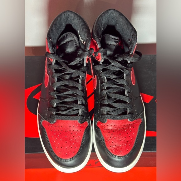 Size 11 - Jordan 1 Retro OG High Banned Bred - Picture 2 of 8